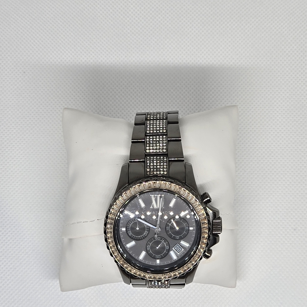 Michael Kors Everest Chronograph Watch - Picture 8 of 15